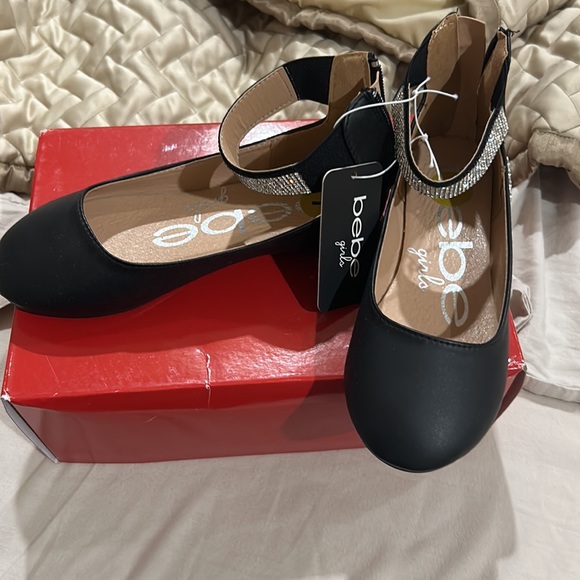Bebe Girl Shoes; type of ballerina with white crystal ankle bracelet. - Picture 2 of 8